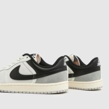 Nike Jordan Skyline Low in Black & White Nike Jordan Skyline Low,4 of 4