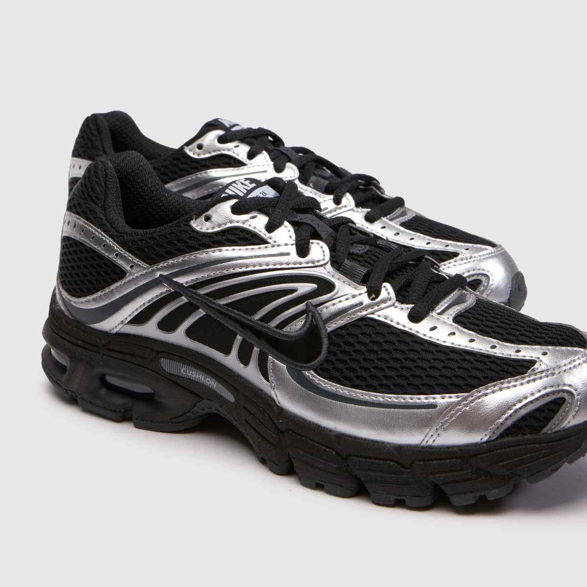 Nike Air Max Moto 2K in Black & Silver Nike Air Max Moto 2K 4