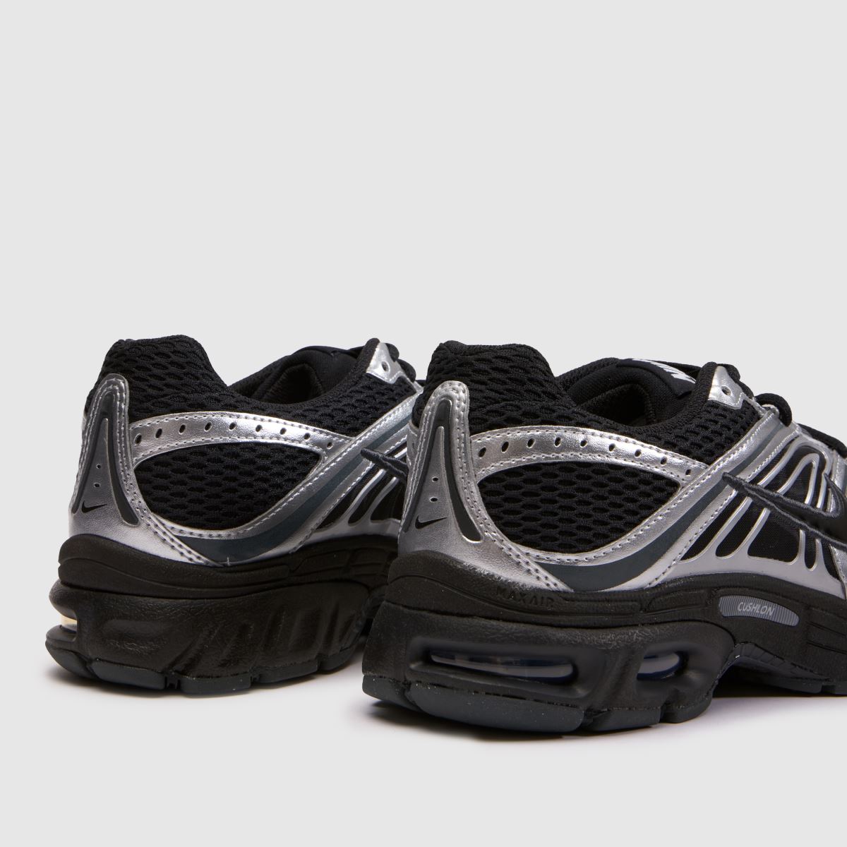 Nike Air Max Moto 2K in Black & Silver Nike Air Max Moto 2K 7