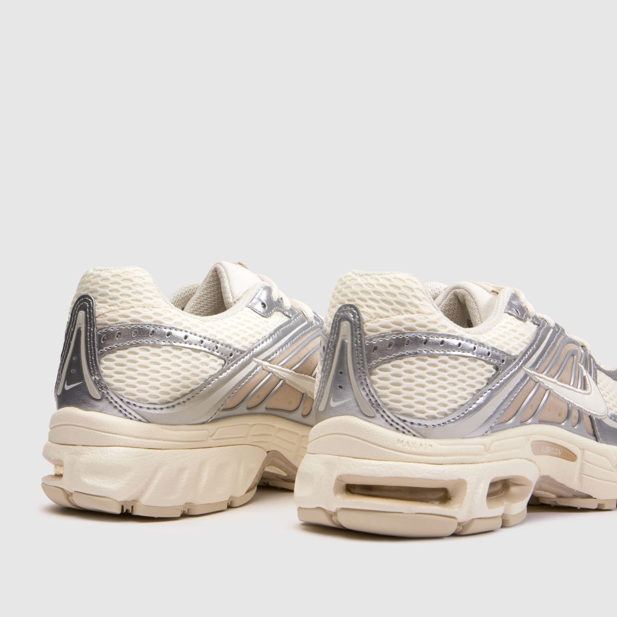Nike Air Max Moto 2K in Off-White Multi Nike Air Max Moto 2K 7