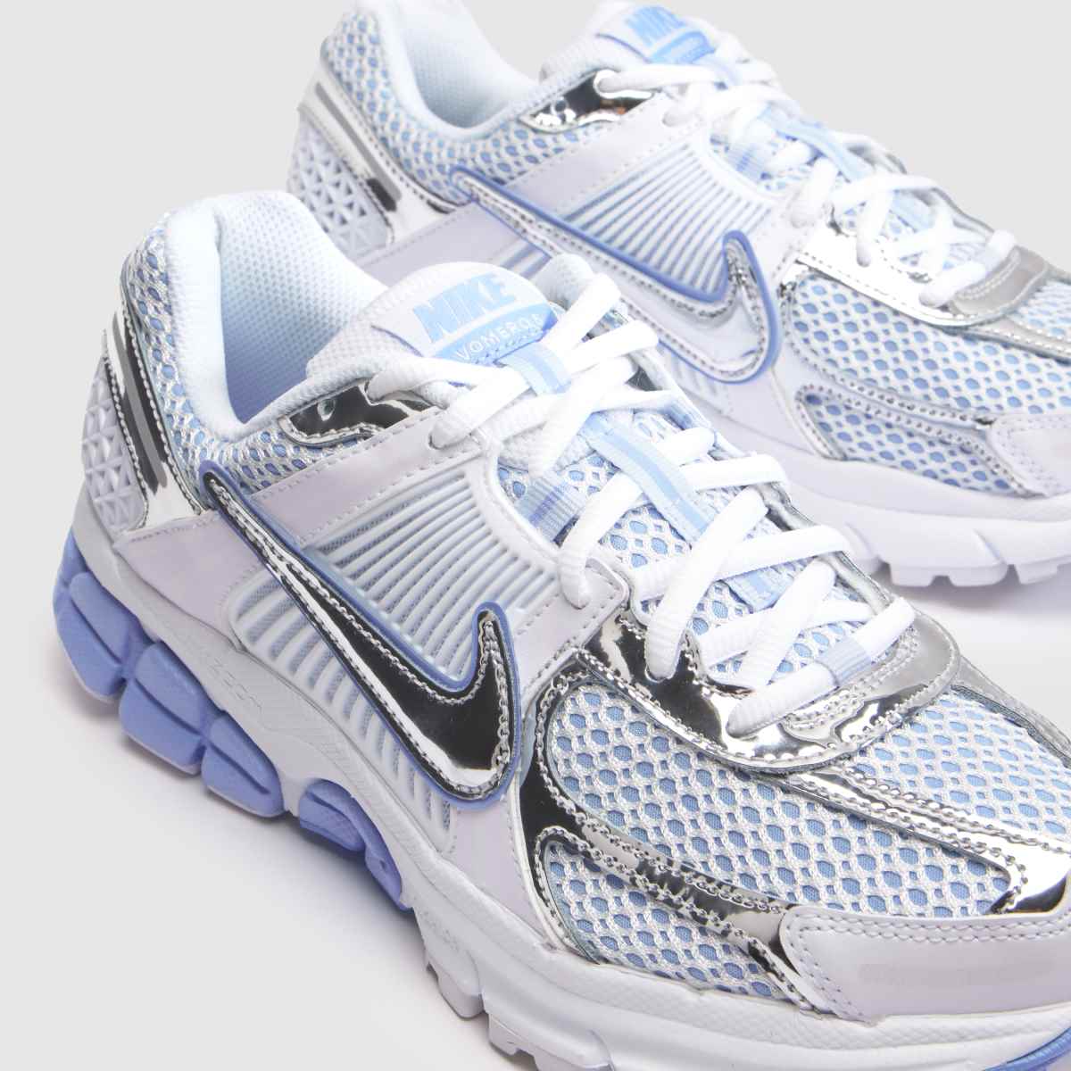 Nike Vomero 5 in Pale Blue Multi Nike Vomero 5 4