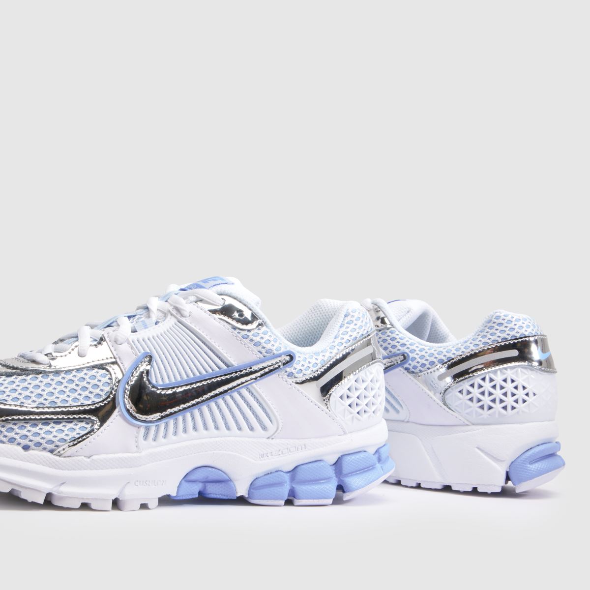 Nike Vomero 5 in Pale Blue Multi Nike Vomero 5 7
