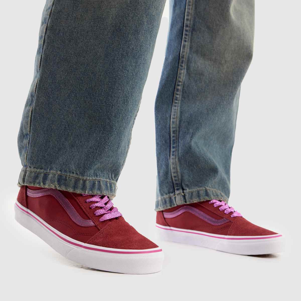 Vans Old Skool in Burgundy Vans Old Skool 8