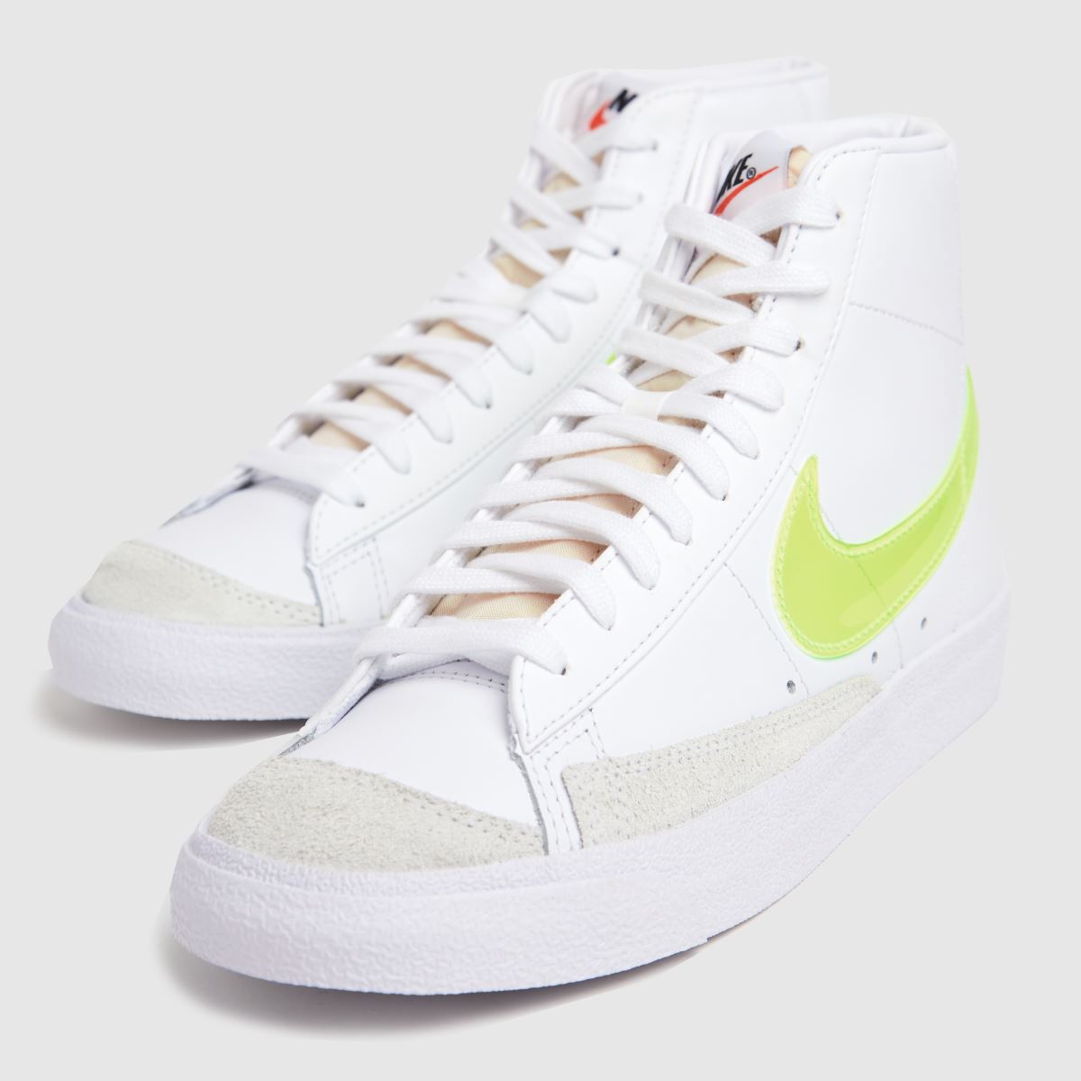 nike blazer trainer