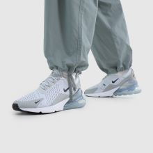 Nike Air Max 270,2 of 4