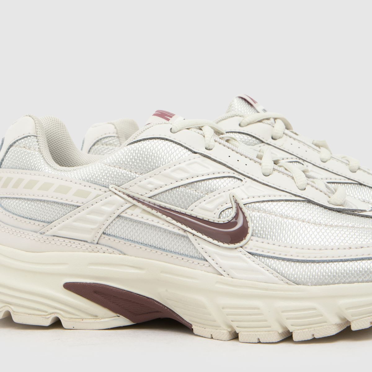 Nike Initiator in White & Purple Nike Initiator 7