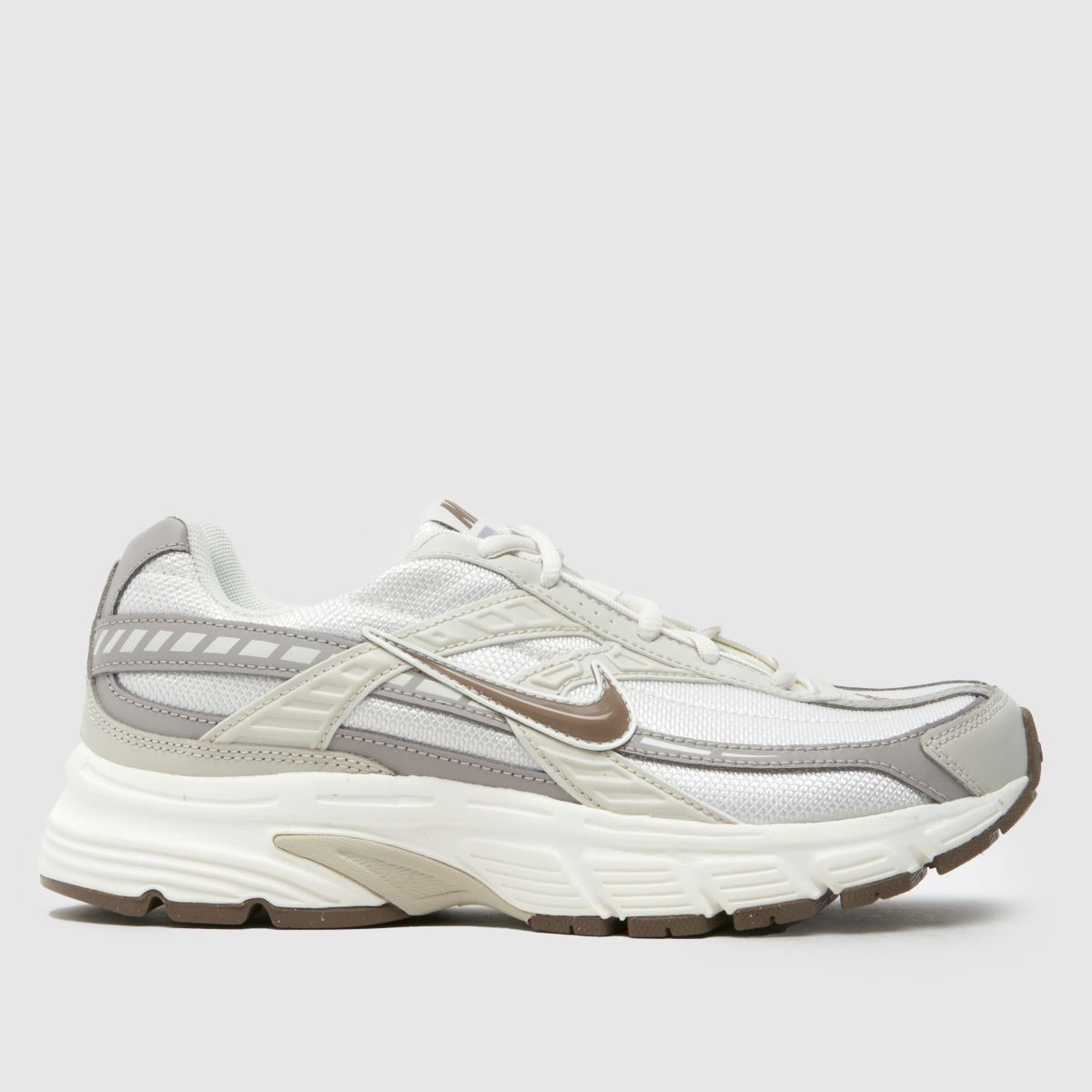 Nike Initiator Trainers in Beige & Brown