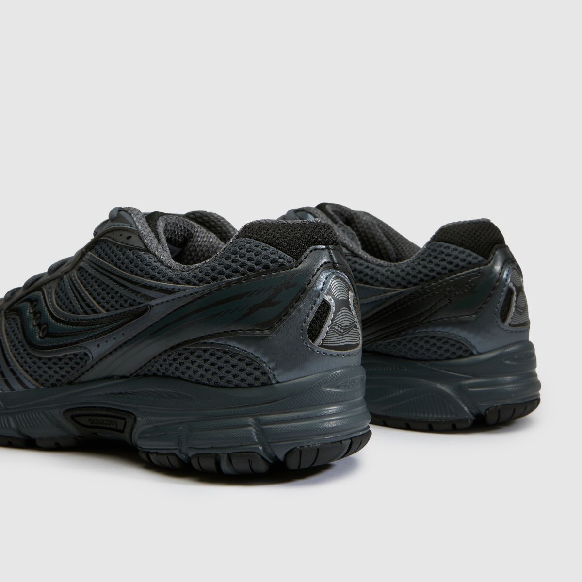 Saucony Grid Legacy in Dark Grey Saucony Grid Legacy 7