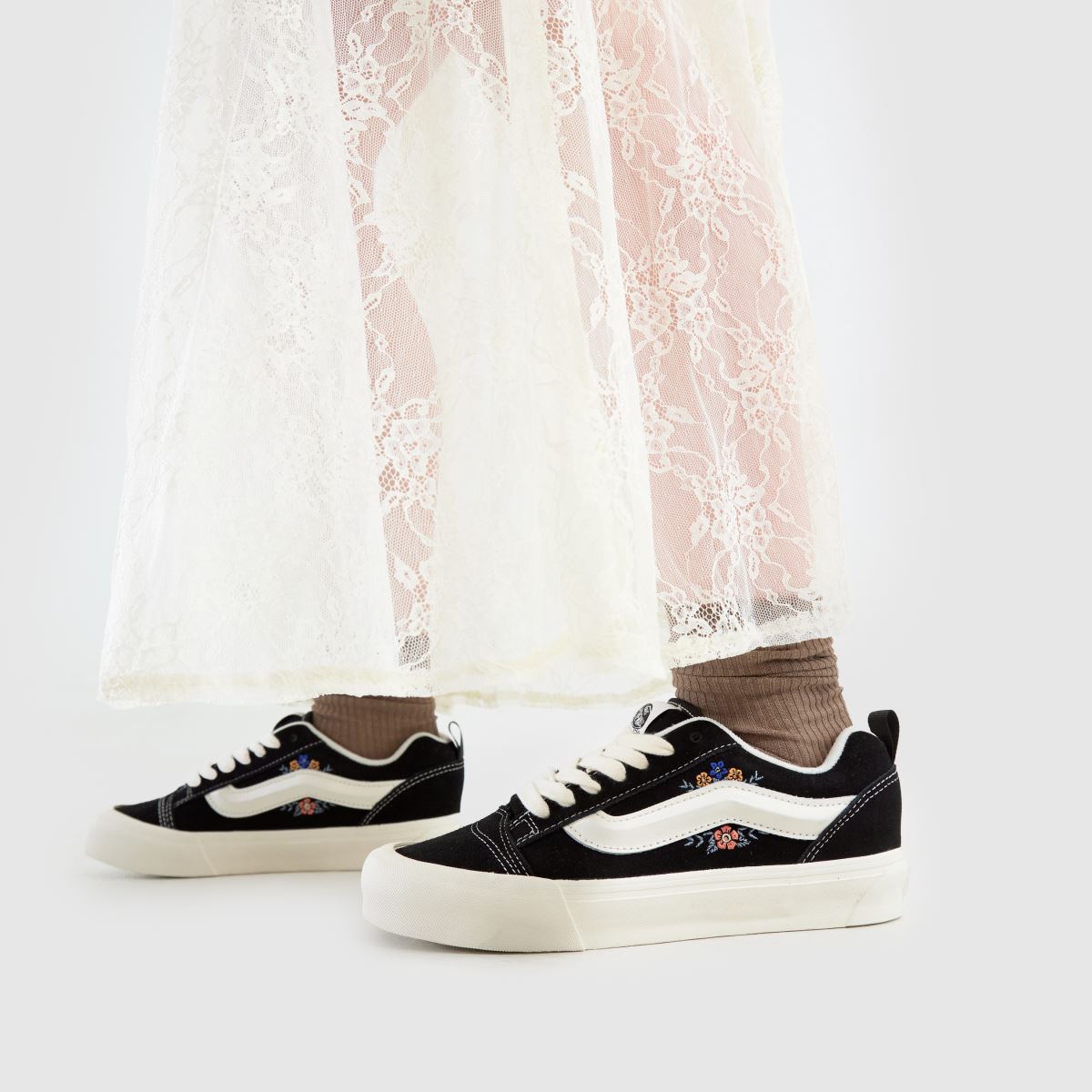 Vans Knu Skool in Black Multi Vans Knu Skool 8