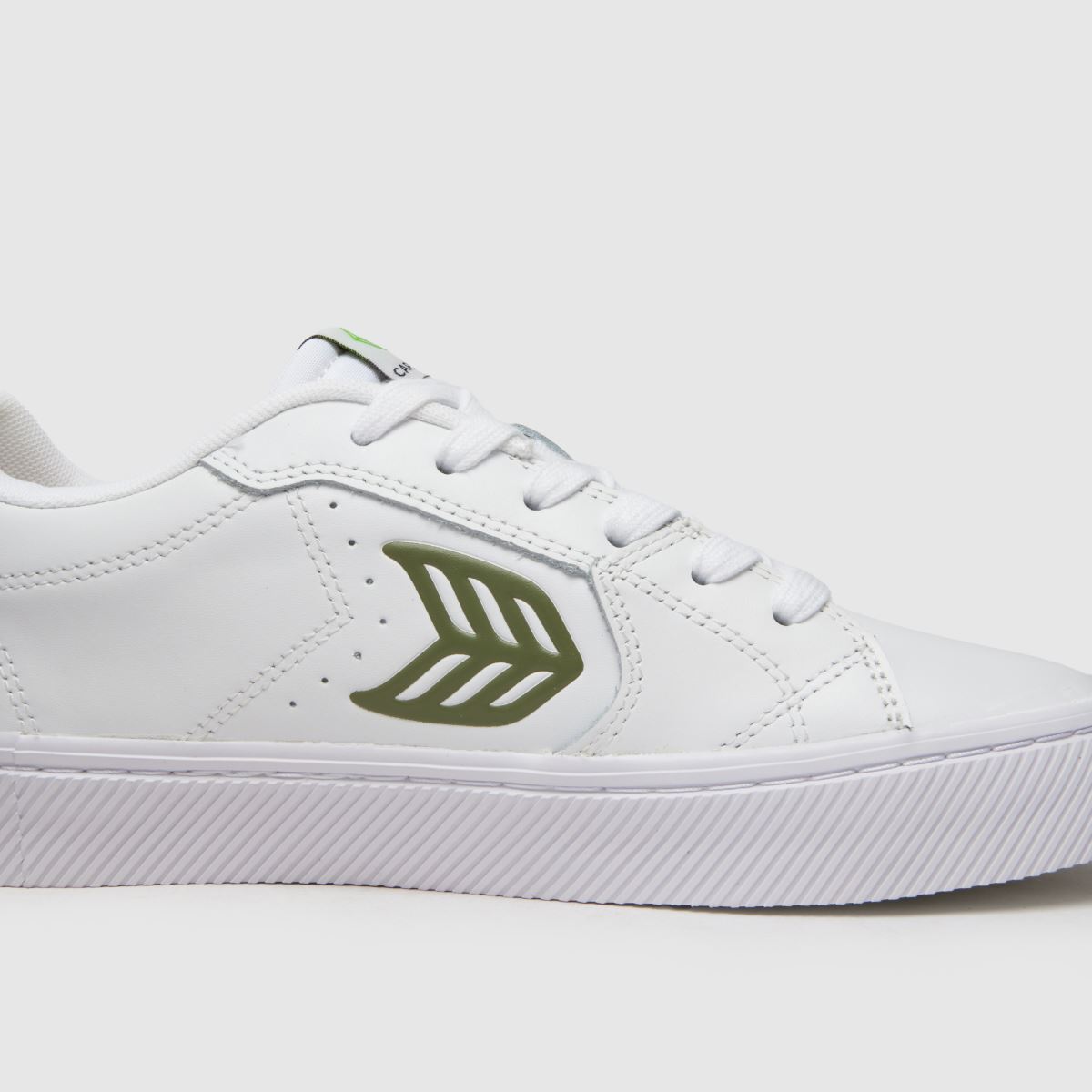 Womens White Green CARIUMA Salvas Trainers schuh