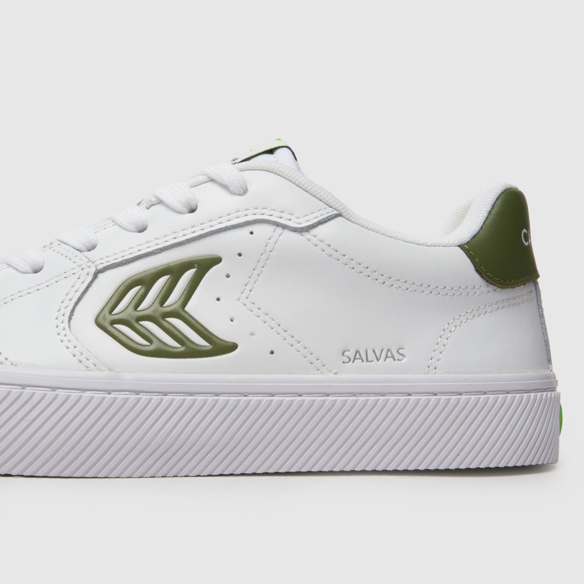 CARIUMA Salvas in White & Green CARIUMA Salvas 7