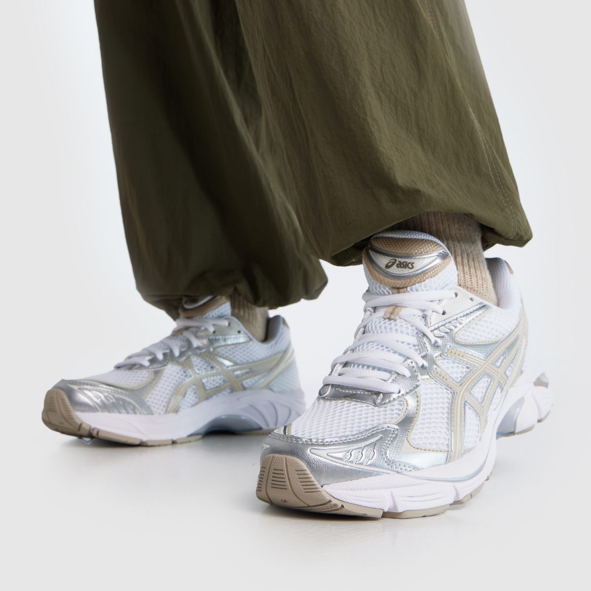 ASICS GT-2160 in White & Beige ASICS GT-2160 8