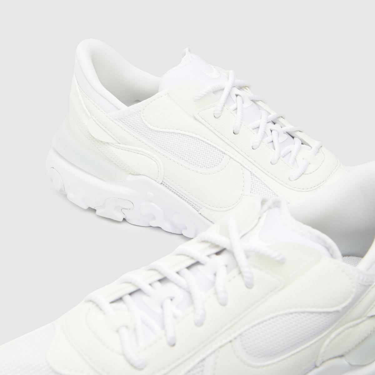 womens trainers nike react