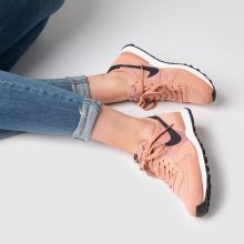 nike internationalist pink