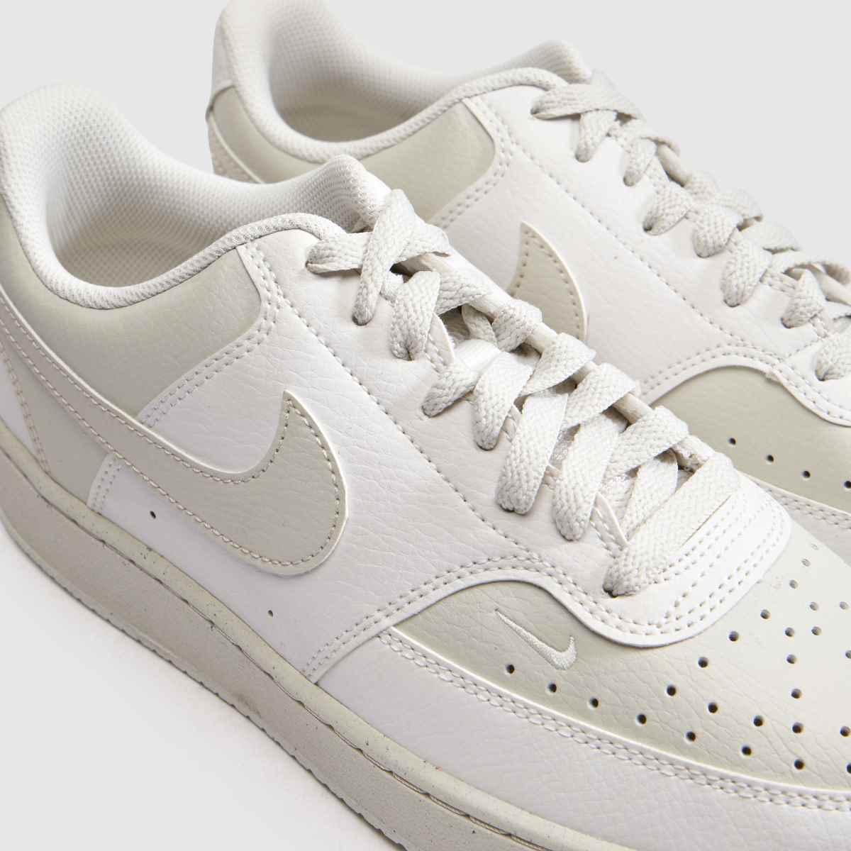 Nike Court Vision in White & Beige Nike Court Vision 4