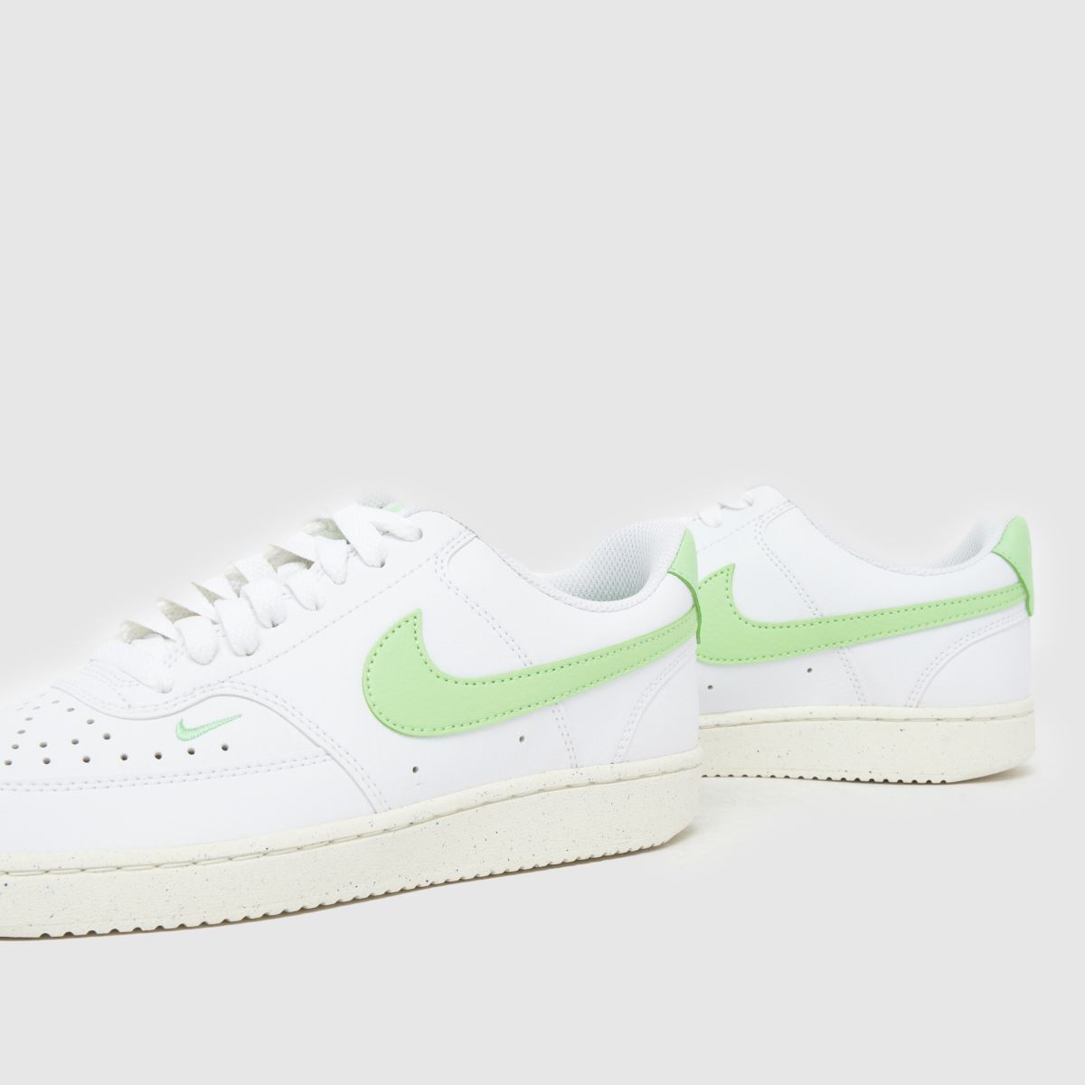 Womens White Green Nike Court Vision Trainers schuh