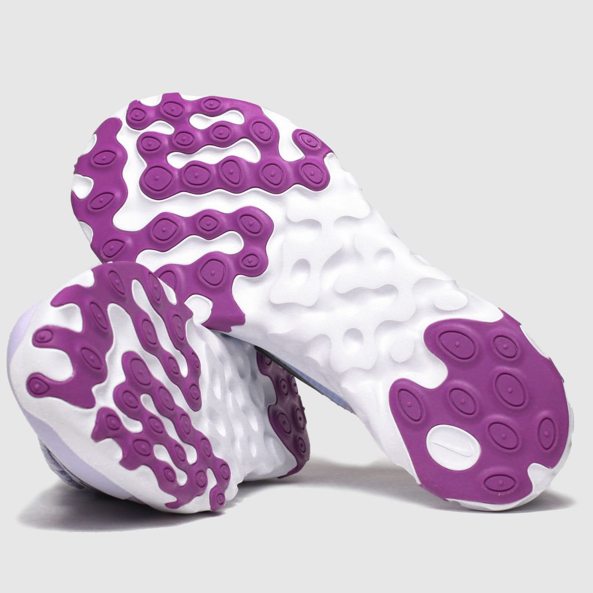 nike lucent trainers