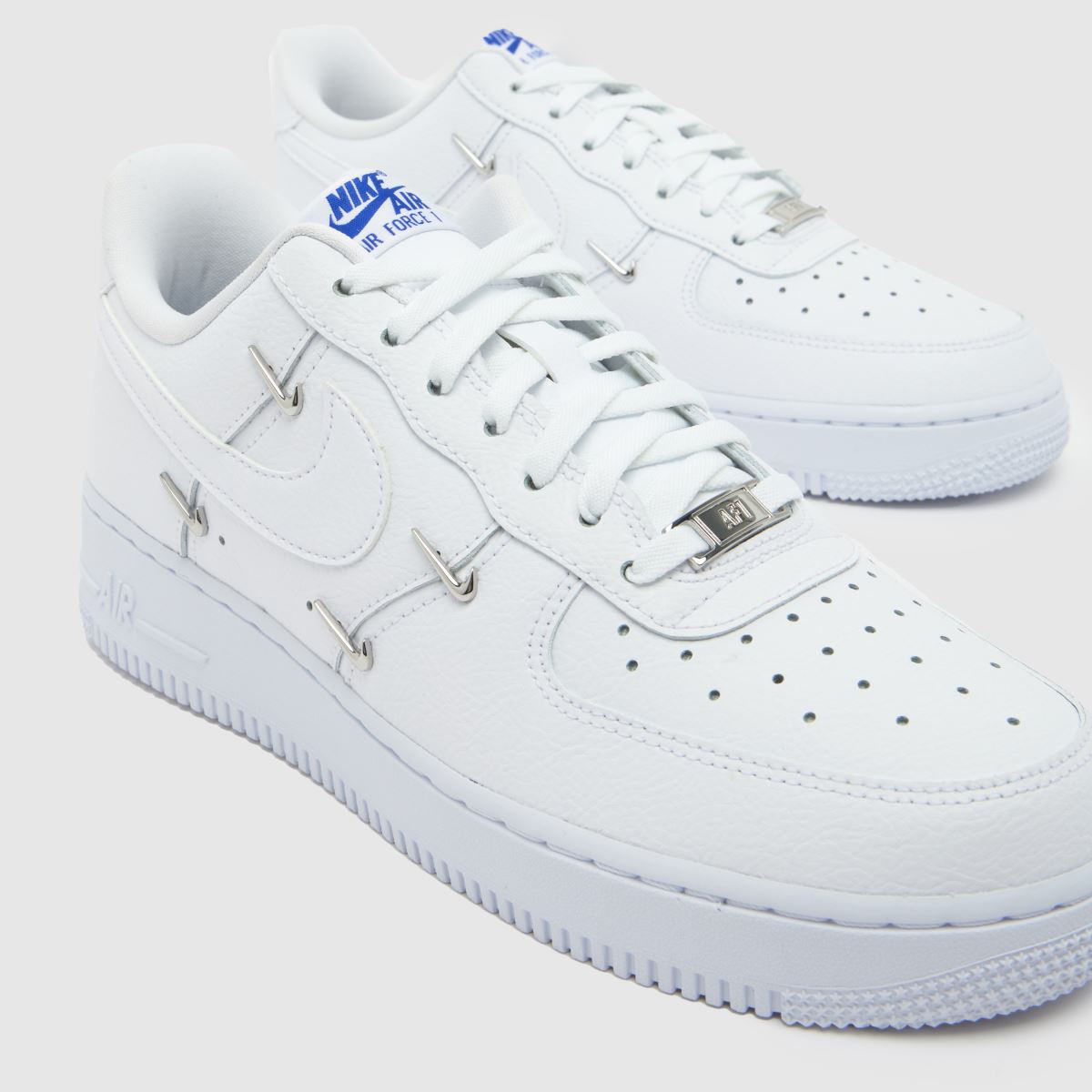 Nike Air Force 1 in White Nike Air Force 1 4