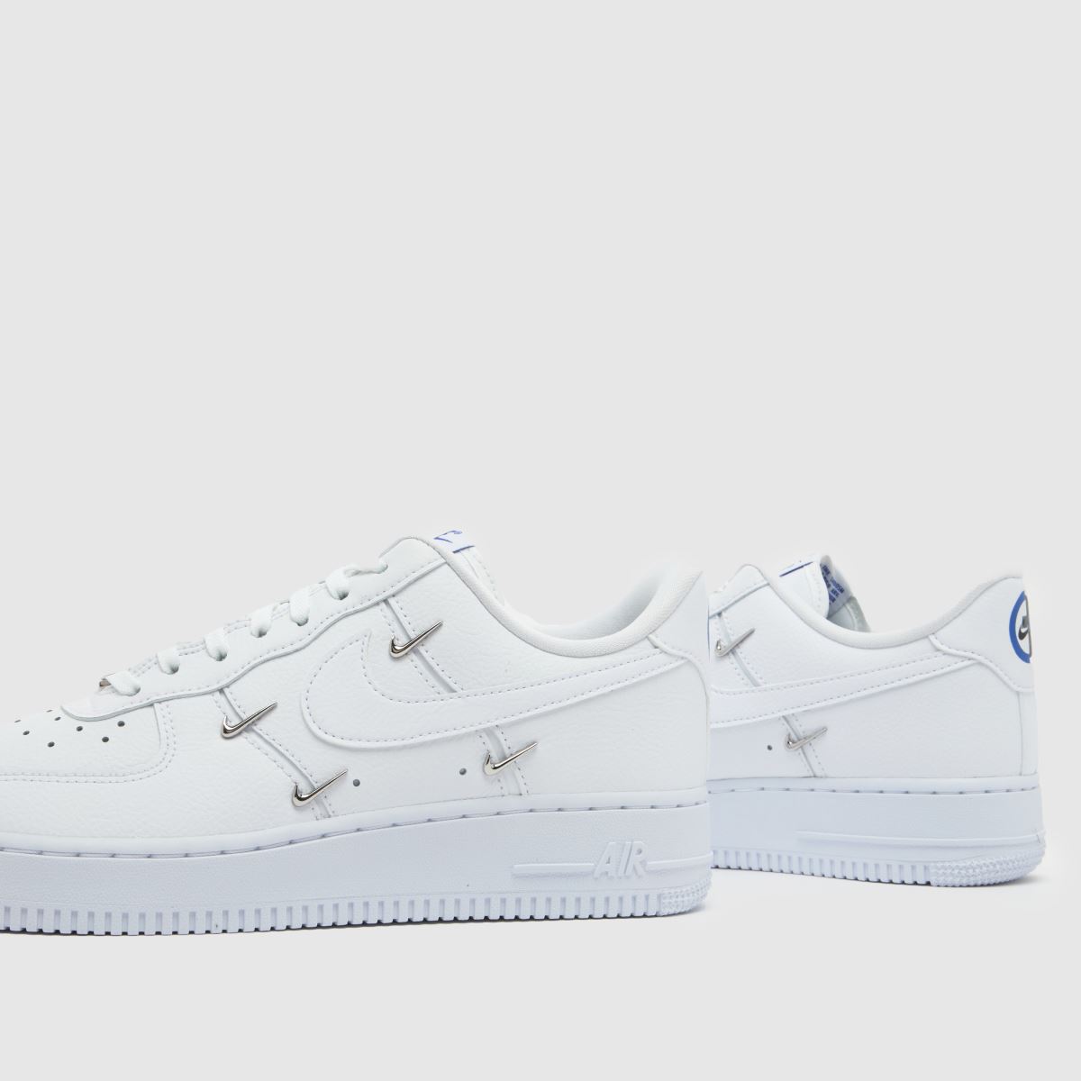 Nike Air Force 1 in White Nike Air Force 1 7