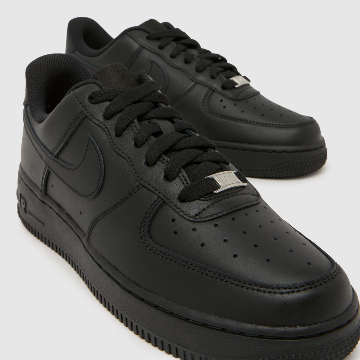 Nike Air Force 1 in Black Nike Air Force 1 4