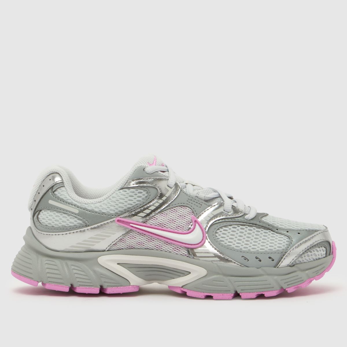 Nike V5 RNR Trainers in Grey Multi