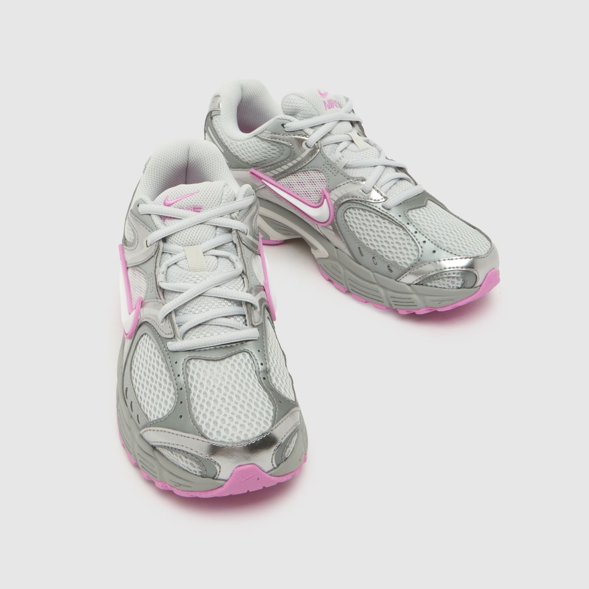 Nike V5 RNR in Grey Multi Nike V5 RNR 4