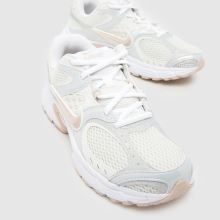 Nike V5 RNR in White & Pink Nike V5 RNR,3 of 4