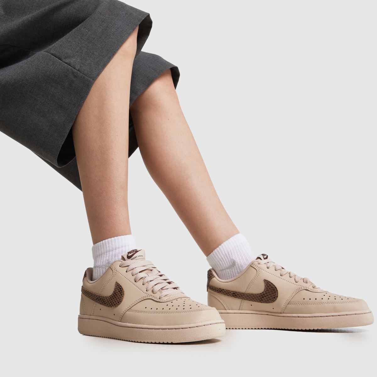 Nike Court Vision in Beige Multi Nike Court Vision 8