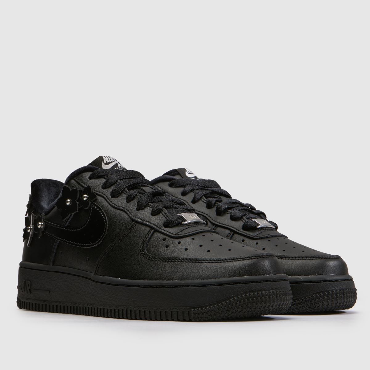 Nike Air Force 1 in Black Nike Air Force 1 3