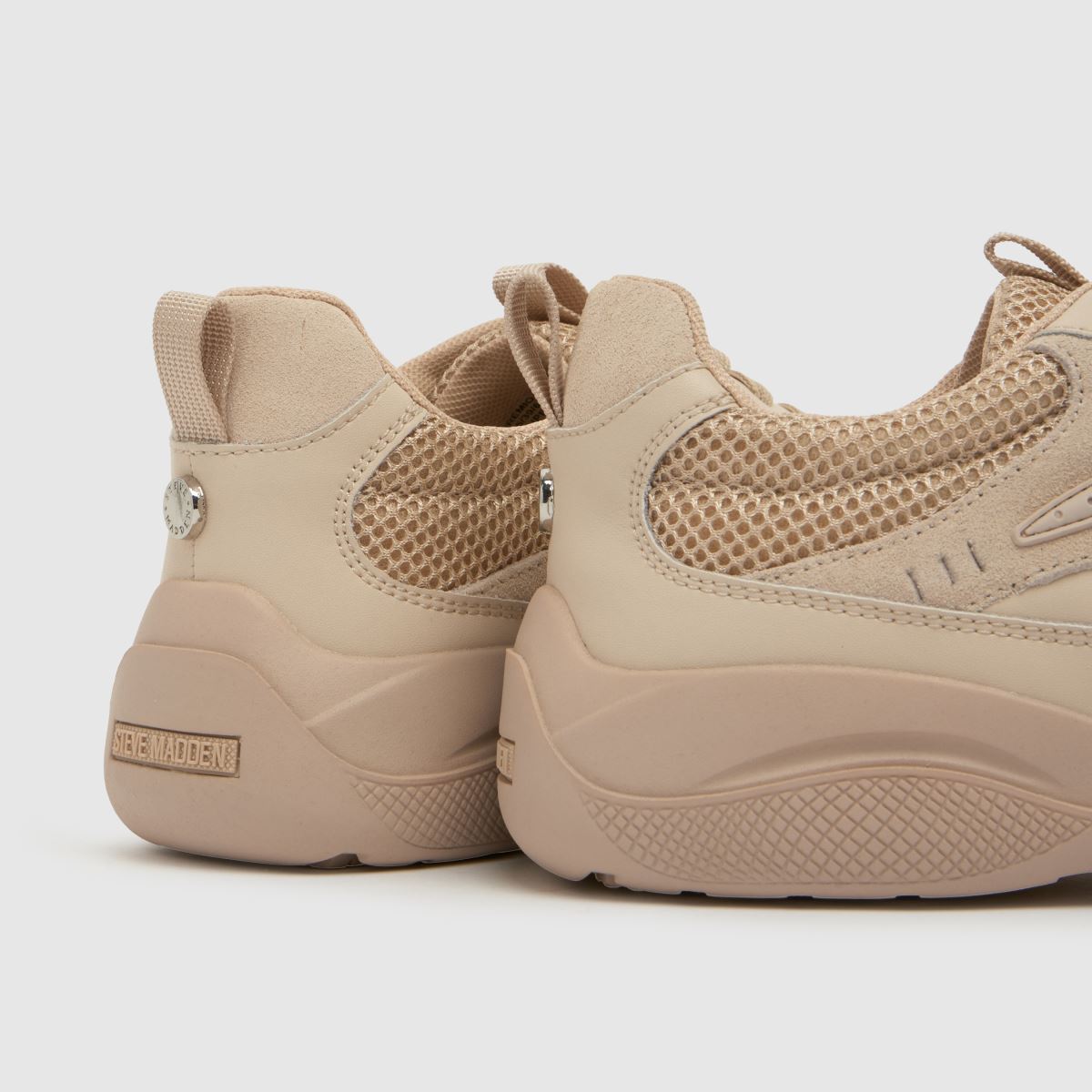 Steve Madden Premio in Taupe Steve Madden Premio 7
