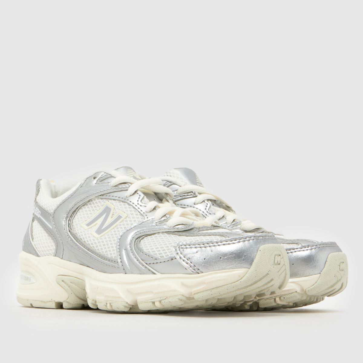 New Balance 530 in Silver New Balance 530 3