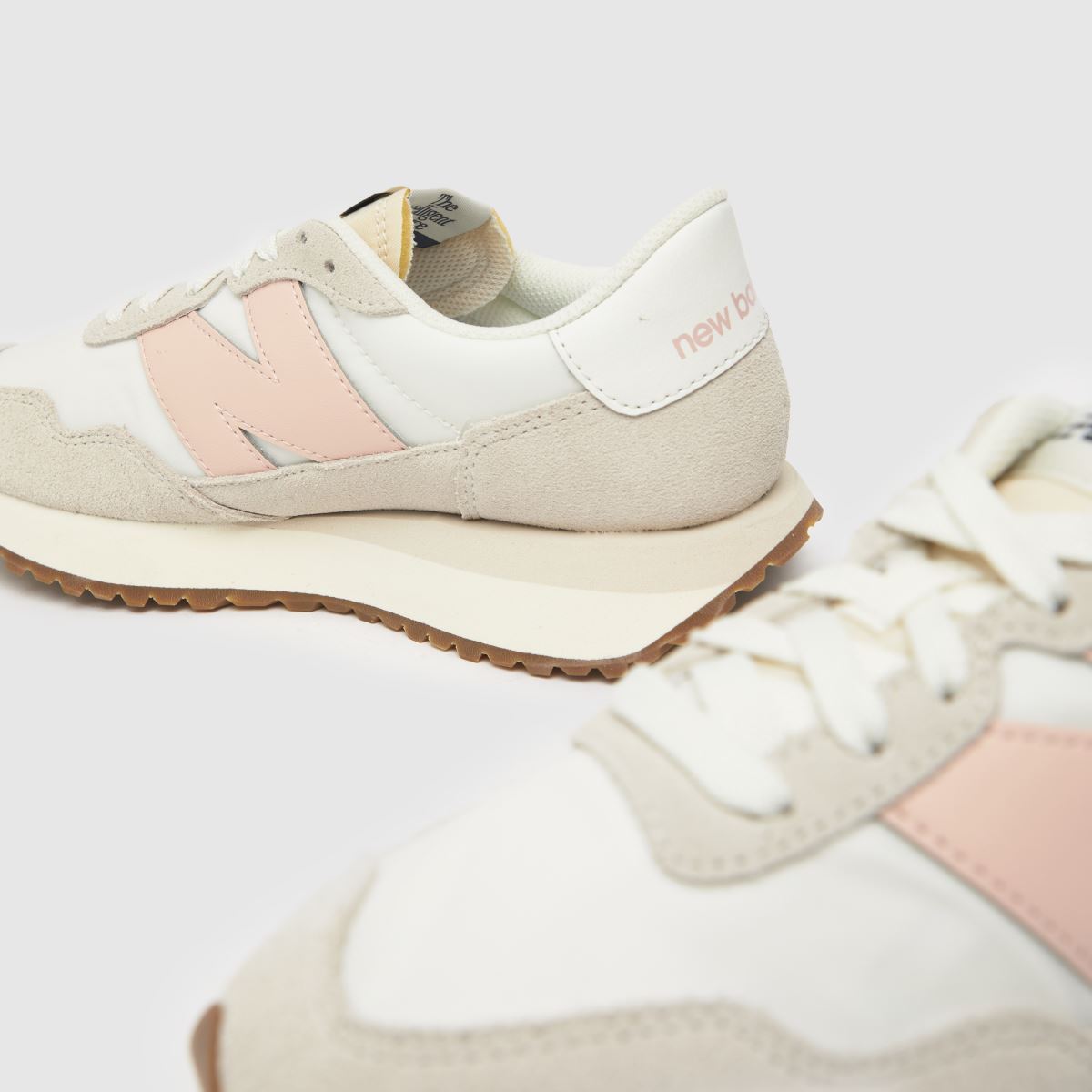 Womens White \u0026 Pink New balance 237 