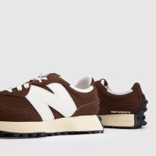 New Balance 327 in Brown & White New Balance 327,4 of 4