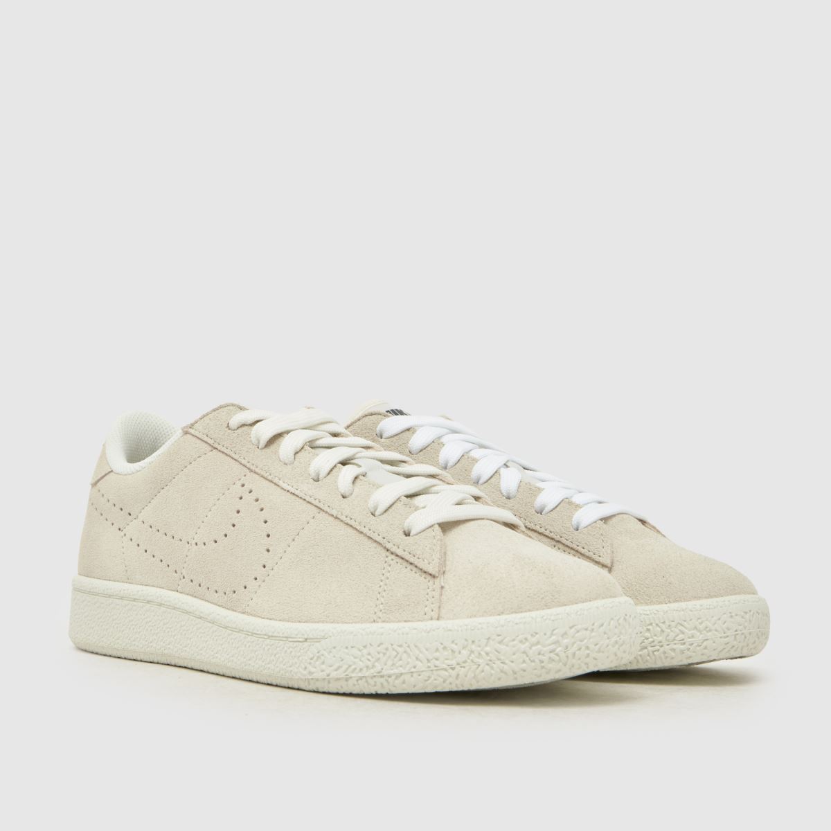 Nike Tennis Classic in Off-White nike Tennis Classic 3