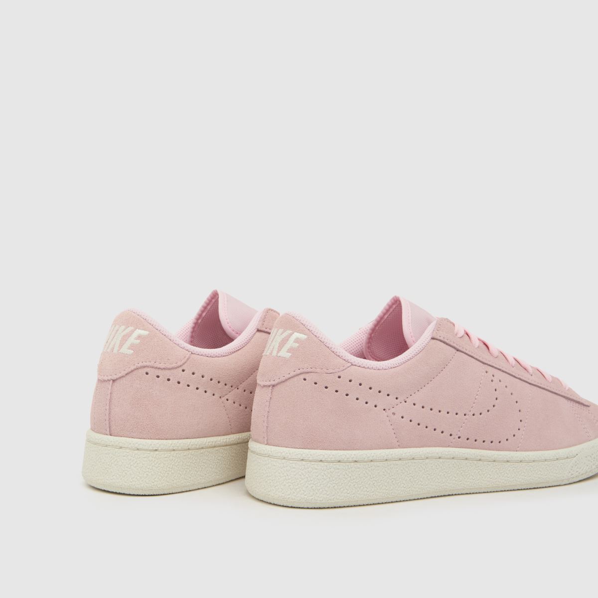 Nike Tennis Classic in Pink Nike Tennis Classic 7