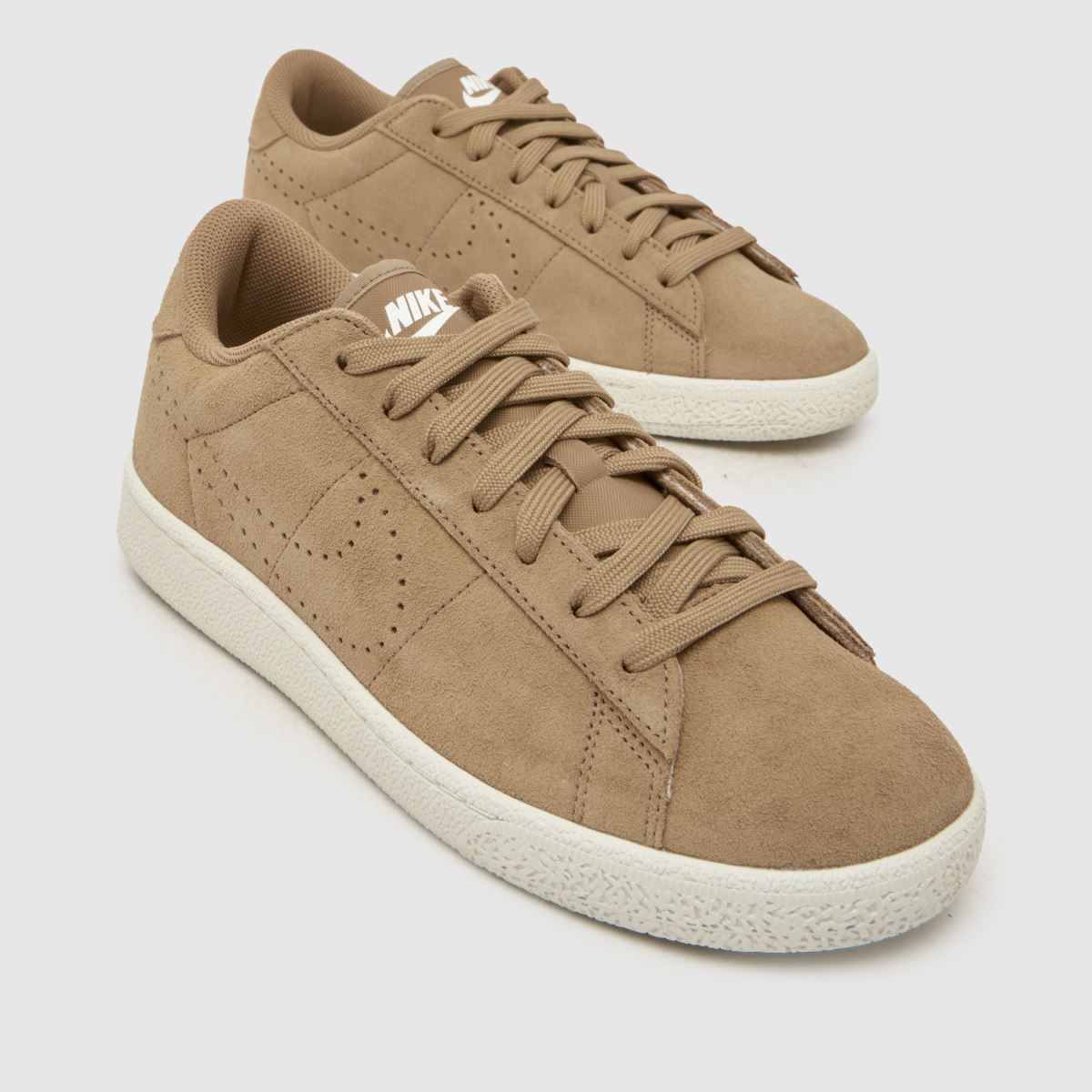 Nike Tennis Classic in Beige Nike Tennis Classic 4