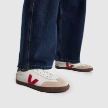 VEJA Volley in White & Red VEJA Volley,2 of 4