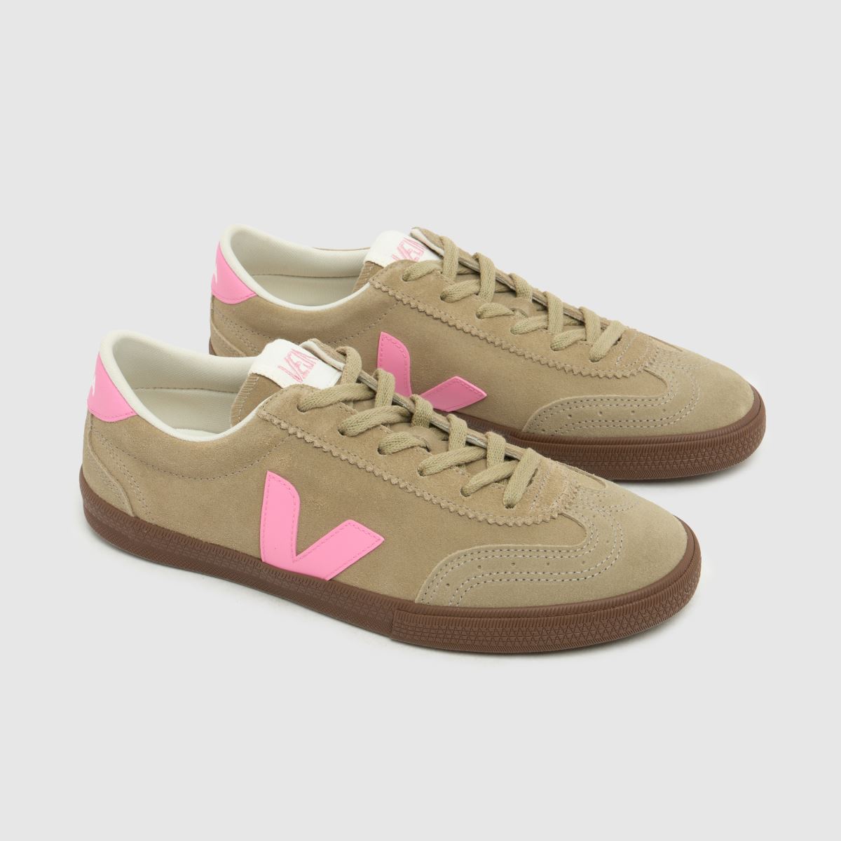 VEJA Volley in Tan VEJA Volley 4