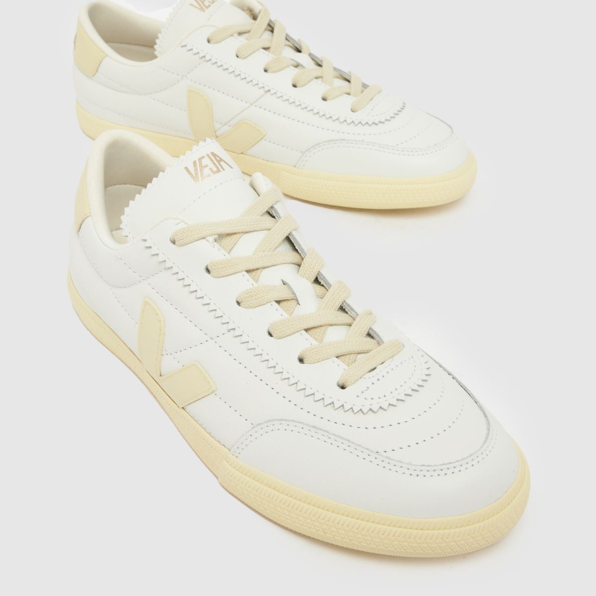 VEJA Panenka in White Multi VEJA Panenka 4