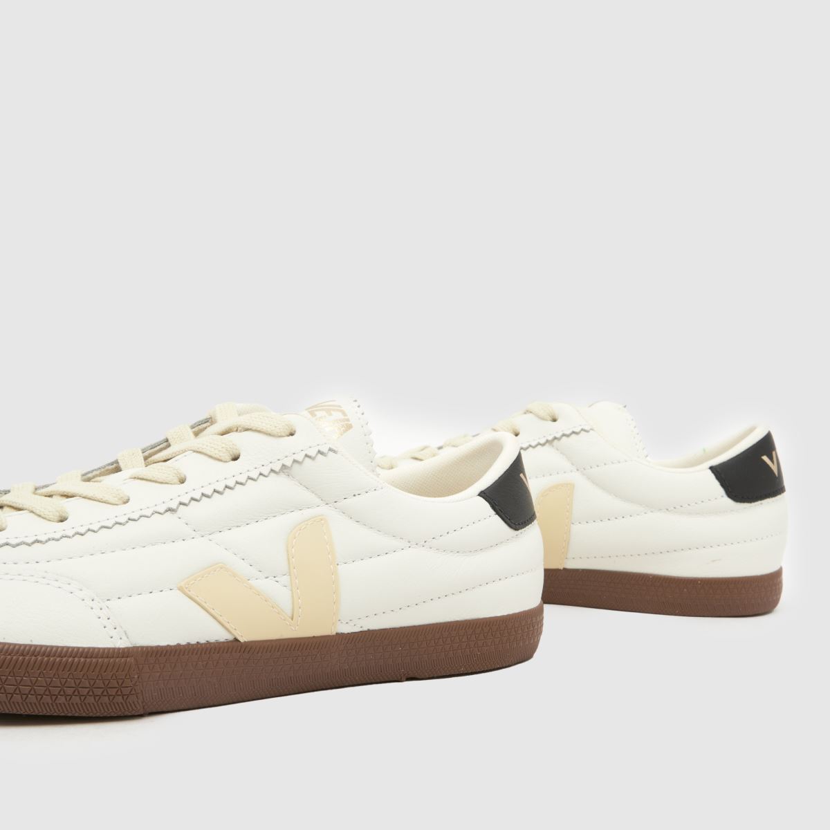 VEJA Panenka in White & Black VEJA Panenka 7