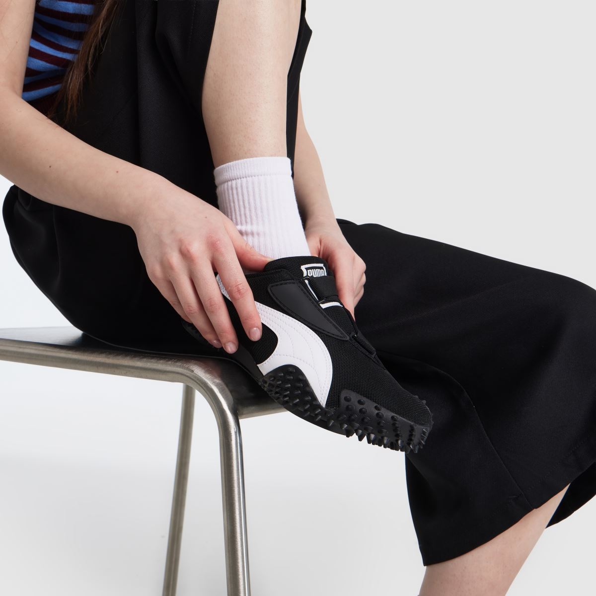 PUMA Mostro in Black & White PUMA Mostro 8