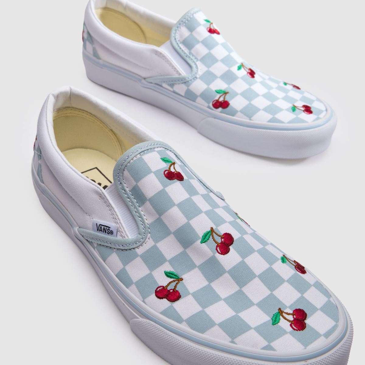 Vans Classic Slip-on in White & Blue Vans Classic Slip-on 4