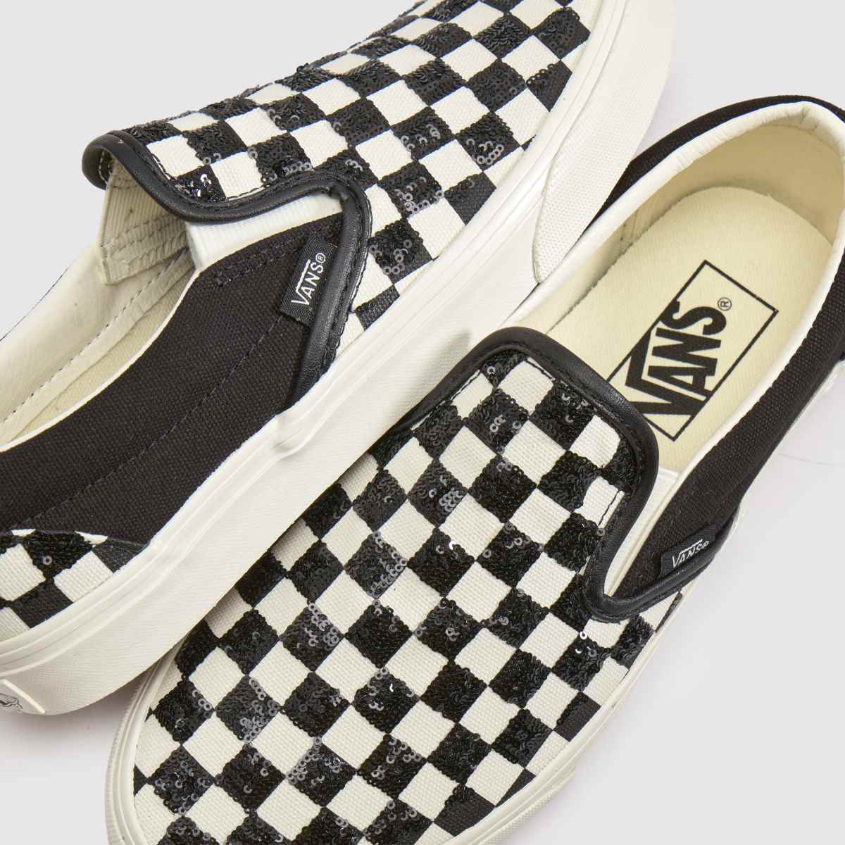 Vans Classic Slip-On in Black & White Vans Classic Slip-On 7
