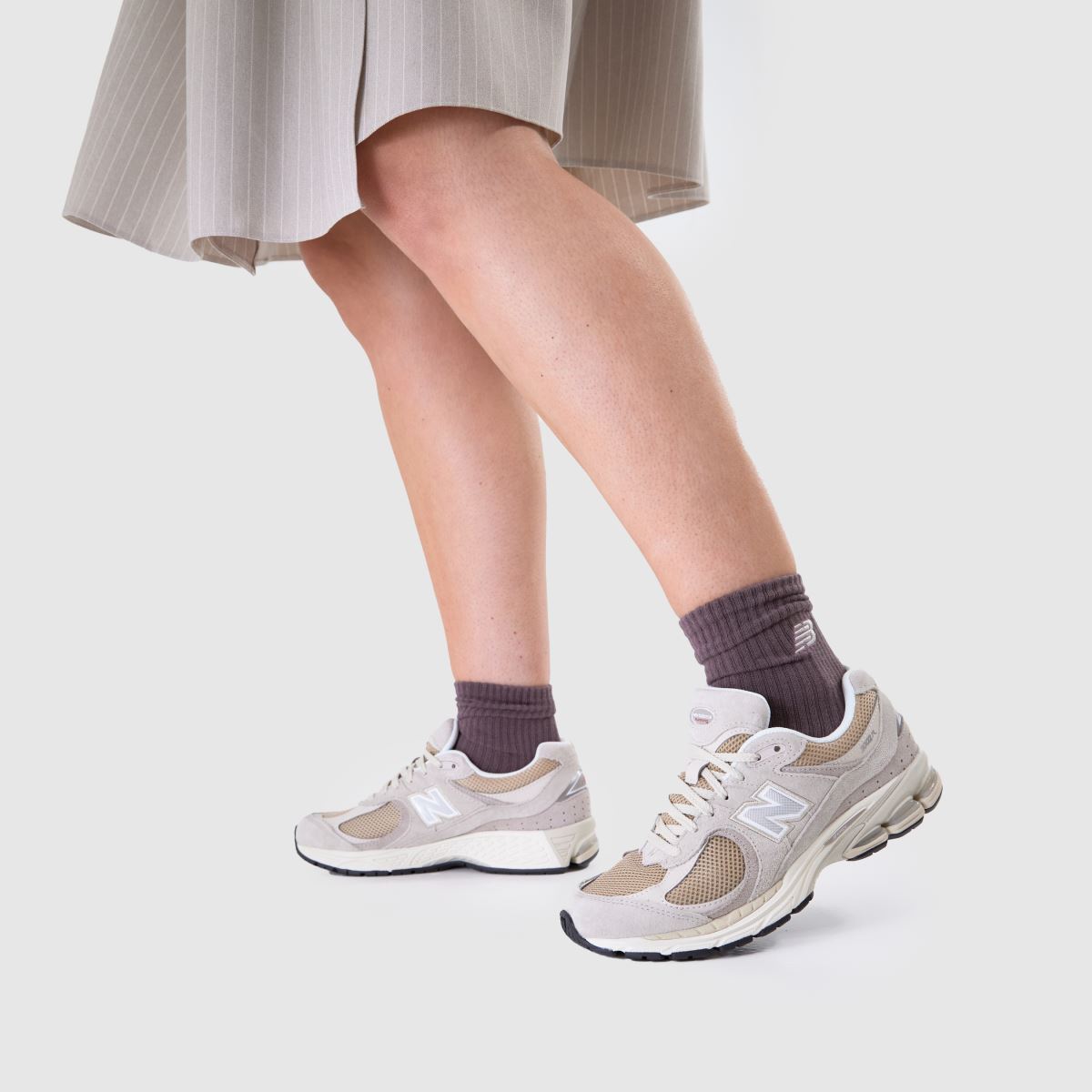 New Balance 2002R in Beige Multi New Balance 2002R 8