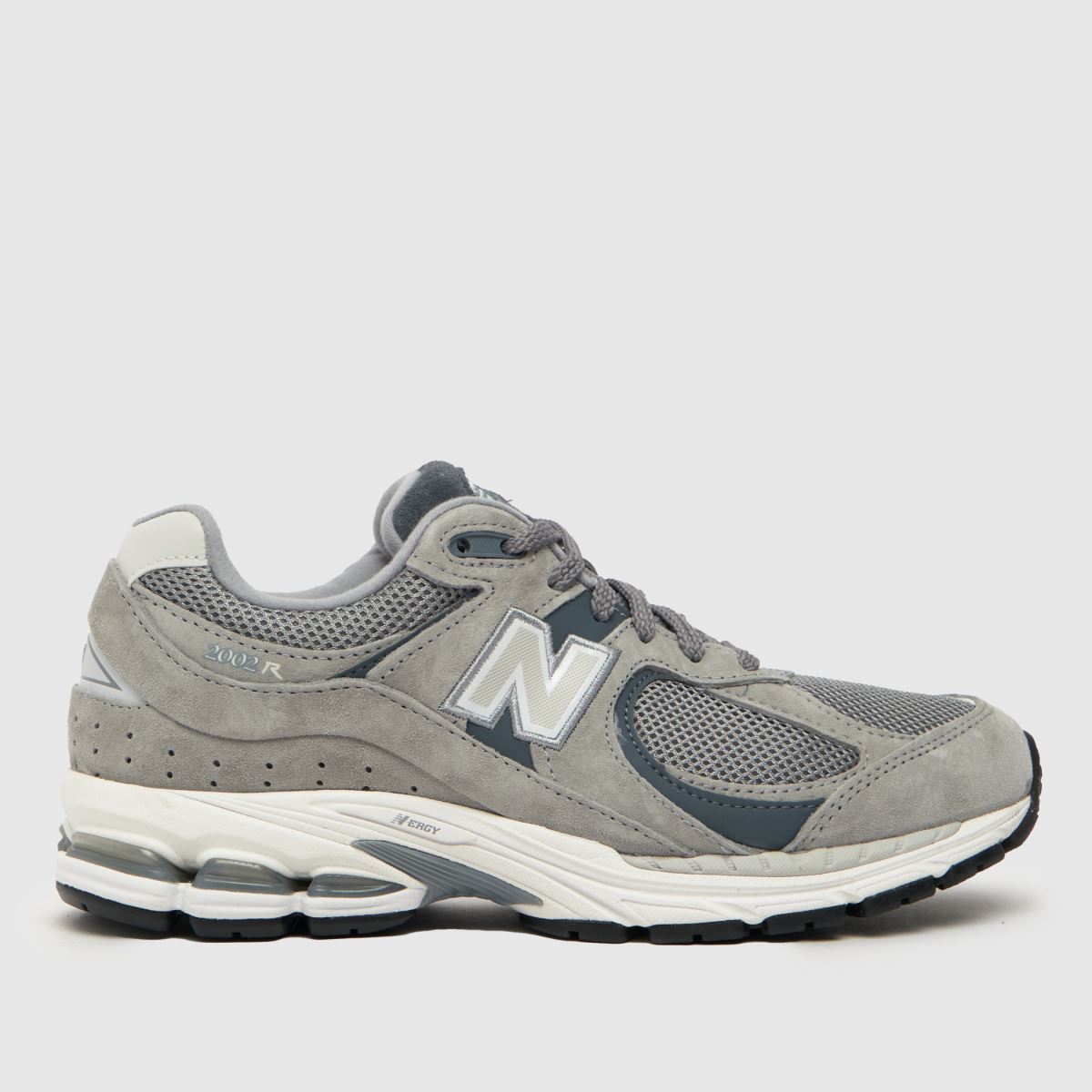 New Balance 2002r Trainers in White & grey New Balance 2002r Trainers in White & grey