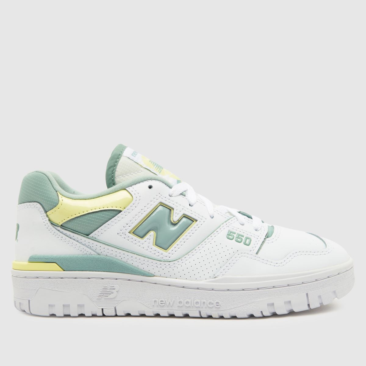 New Balance Bb550 Trainers in White & Green New Balance Bb550 Trainers in White & Green