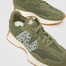 New Balance 327,3 of 4