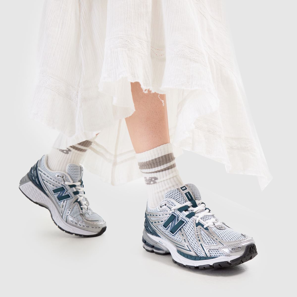 New Balance 1906R in Silver Multi New Balance 1906R 8