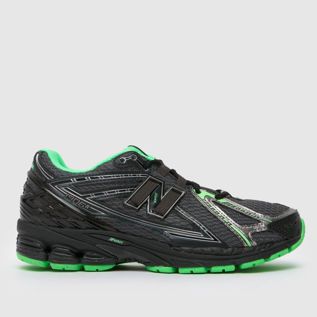 New Balance 1906 Trainers in Black & Green