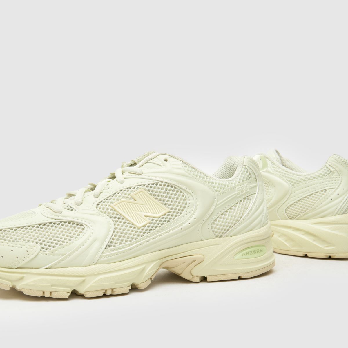 New Balance 530 in Pale Yellow New Balance 530 7